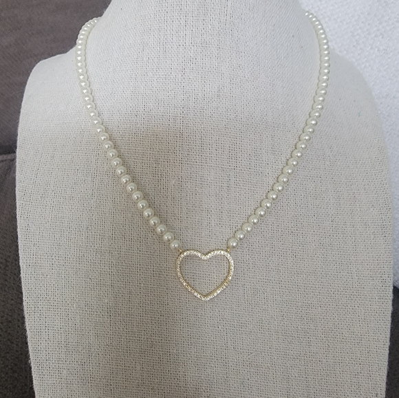 Gold dipped pearl CZ heart necklace - Picture 3 of 3